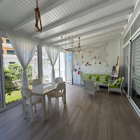 Qerret Flat House Apartman *