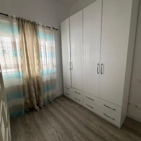 Apartamento Qerret Flat House
